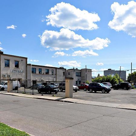 Ottawa Inn Hotel Εξωτερικό φωτογραφία