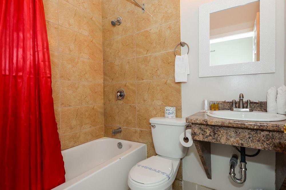 Ottawa Inn Hotel Εξωτερικό φωτογραφία