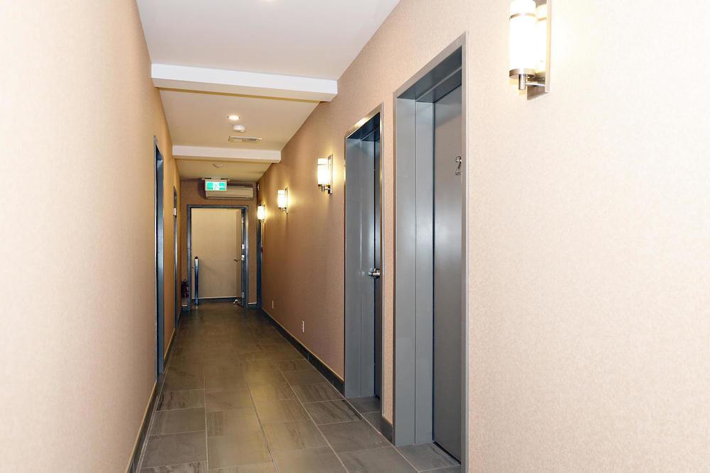 Ottawa Inn Hotel Εξωτερικό φωτογραφία